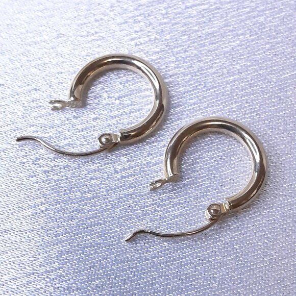 NEW 14kt yellow gold baby/toddler hoop earrings - Picture 3 of 5